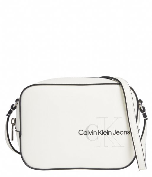 Calvin Klein  Sculpted Camera Bag Warm White (02X)